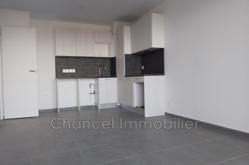 Photo Appartement Antibes Hauteur, Location appartement 3 pièces 63 m²