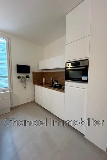 Location appartement Antibes  