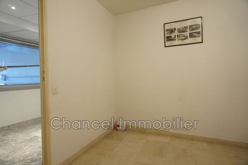 Photo Bureau Antibes Occupational bureau 21 m²