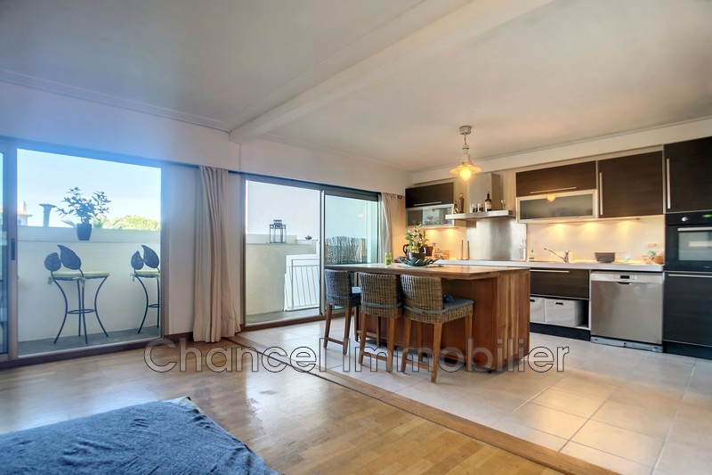 Photo Apartment Antibes Centre-ville,   to buy apartment  3 rooms   100&nbsp;m&sup2;