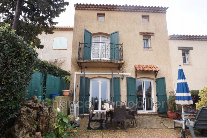 Photo Villa Antibes Rastines, achat villa 4 chambres 96 m²