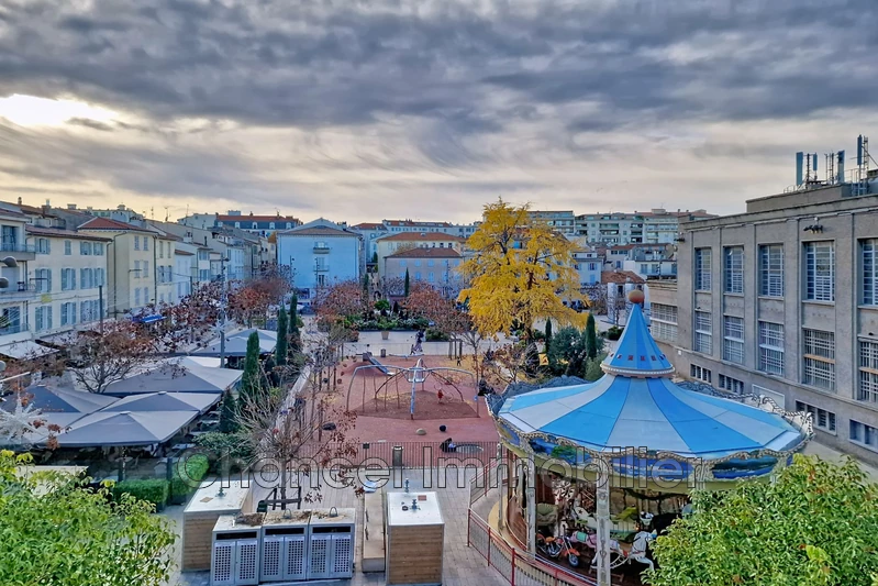 appartement  2 rooms  Antibes Old town  29 m² -   