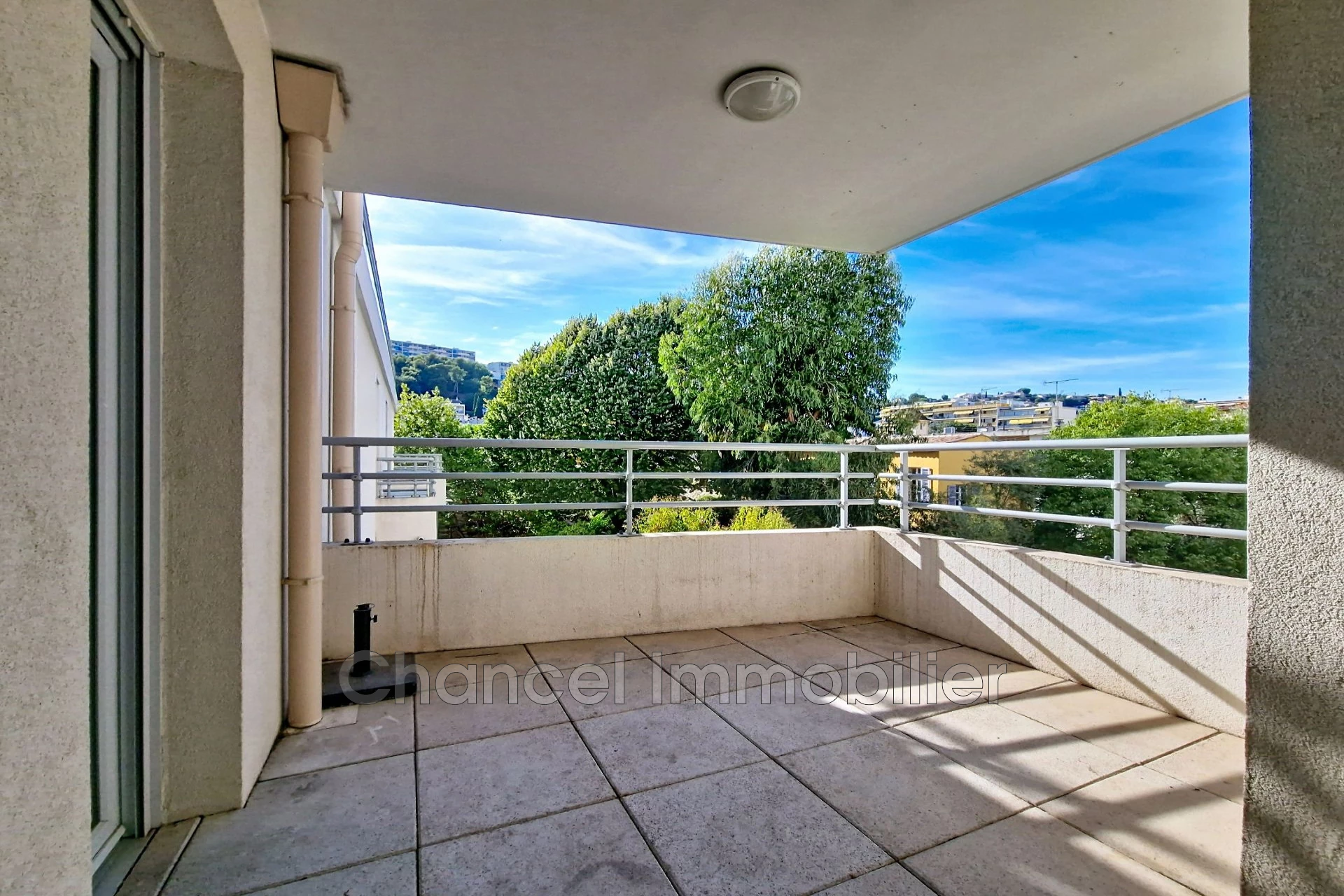 Appartement 2 pièces 43 m² · à Saint-Laurent-du-Var · 43 m² · 220 000 €