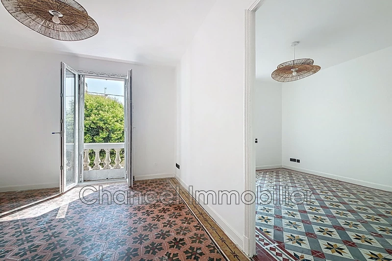 maison  6 pièces  Antibes Centre-ville  221 m² -   