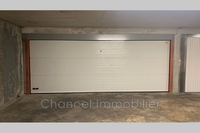 Photo Garage Antibes Centre-ville,   achat garage  