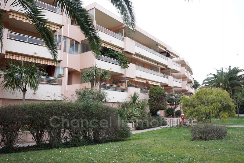 Photo Appartement Antibes Parouquine, achat appartement 3 pièces 74 m²