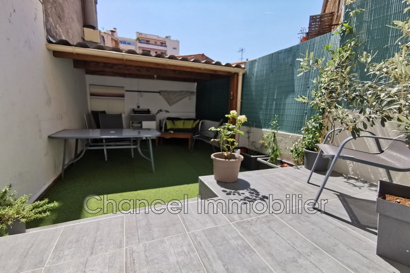 Photo Apartment Antibes Vieille ville, to buy apartment 4 rooms 92 m²