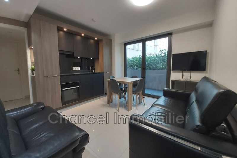 Photo Appartement Juan-les-Pins Front de mer, achat appartement 2 pièces 48 m²