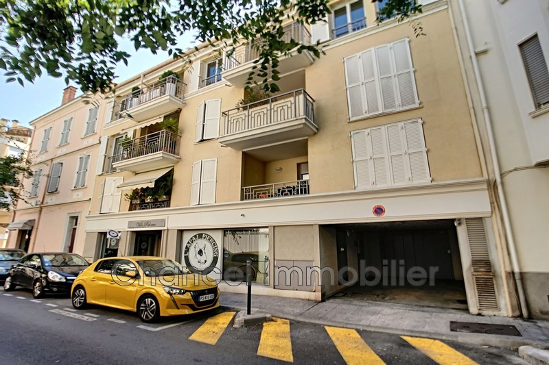 appartement  2 rooms  Antibes Old town  45 m² -   