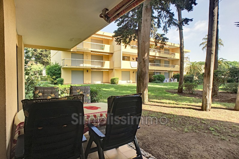 Photo Apartment Juan-les-Pins Proche plages,   to buy apartment  3 rooms   59&nbsp;m&sup2;