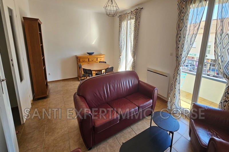 Appartement Sari-Solenzara Centre-ville,  Location appartement   75&nbsp;m&sup2;
