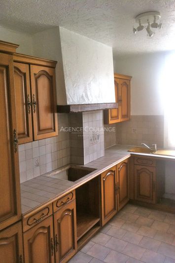 vente Apartment Marseille Downtown Apartment Marseille Centre-ville, Rentals apartment 3 rooms 52 m²