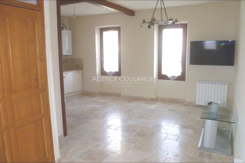 Photo Appartement La Ciotat Centre-ville, Location appartement 2 pièces 45 m²