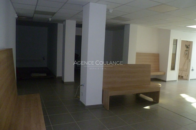 Photo Local professionnel La Ciotat Vallat de roubaud, Professionnel local professionnel 17 m²