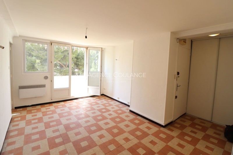 vente Apartment Ciotat(la) Downtown Apartment Ciotat(La) Centre-ville, to buy apartment 3 rooms 50 m²