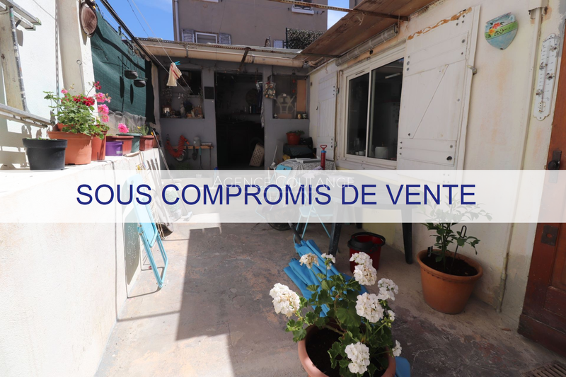 Photo Apartment La Ciotat Centre-ville,   to buy apartment  2 room   60&nbsp;m&sup2;