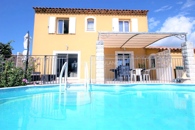 Photo House Saint-Cyr-sur-Mer to buy house 3 bedrooms 100 m²