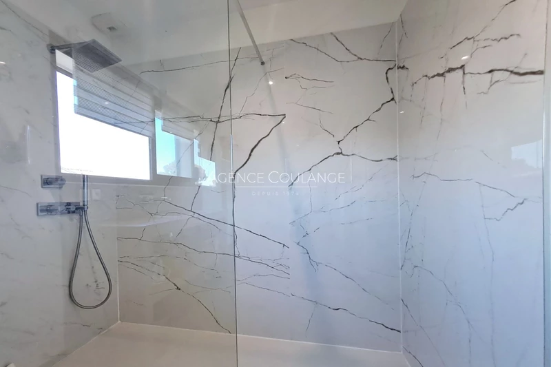 Vente villa contemporaine Sanary-sur-Mer  