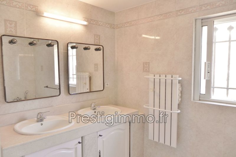 Location villa Valbonne  