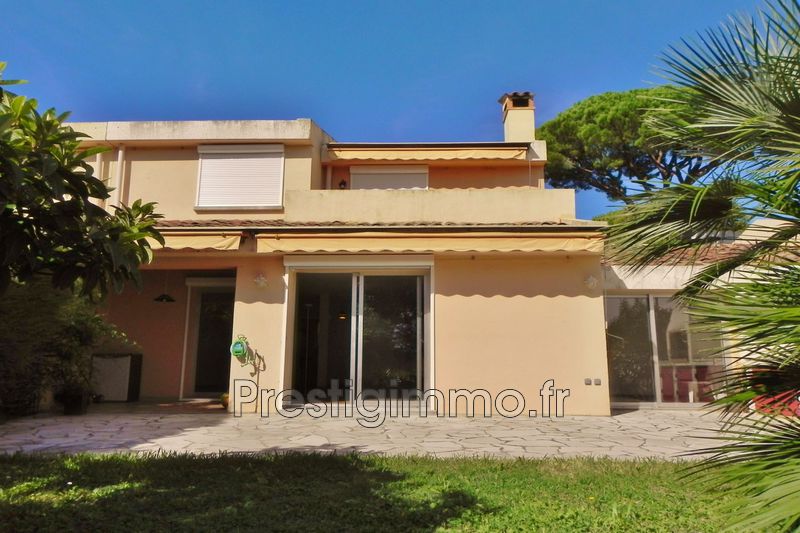 vente House villa Mandelieu-la-napoule City quiet Villa Mandelieu-la-Napoule Proche ville au calme, Rentals villa 2 bedroom 103 m²