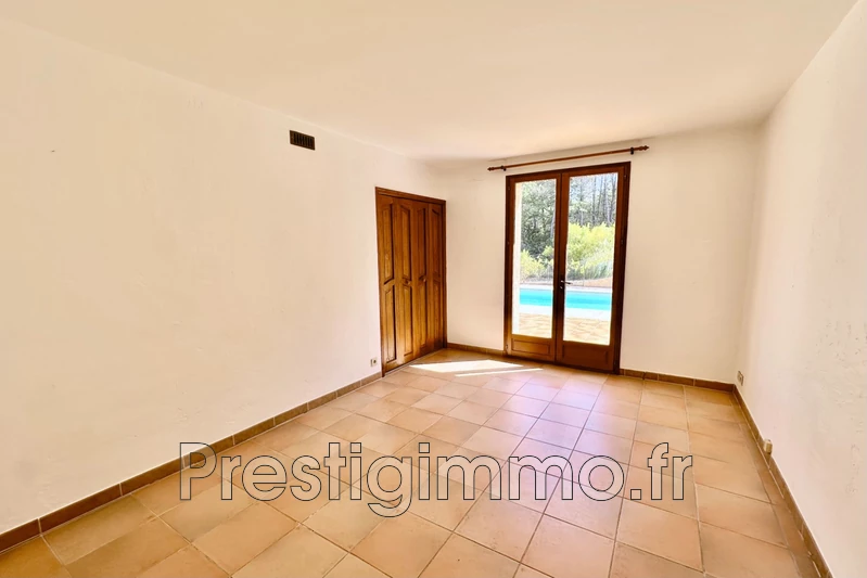 Location villa Le Rouret  