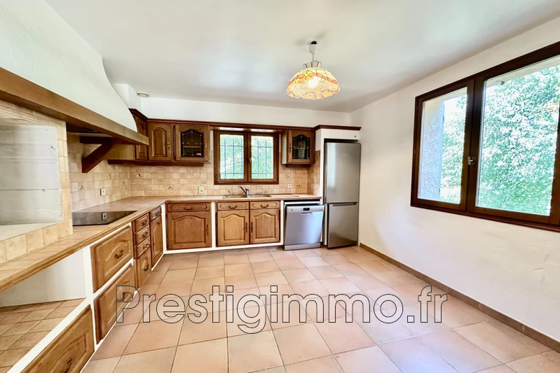 Location villa Le Rouret  