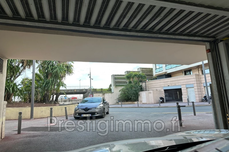 Location parking Cannes  
