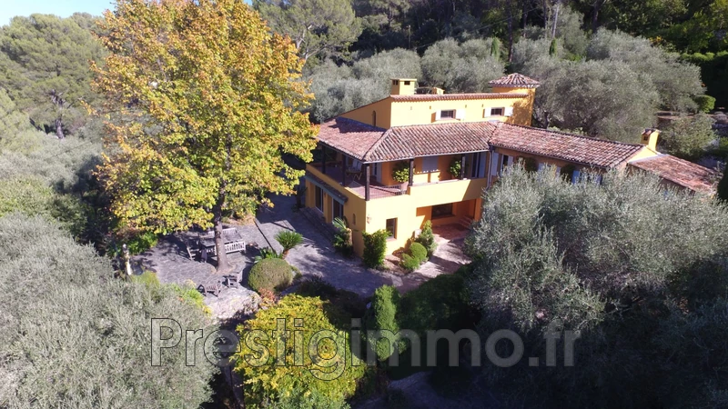 Location demeure de prestige Grasse  