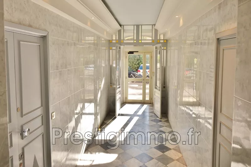 Location appartement Cannes  