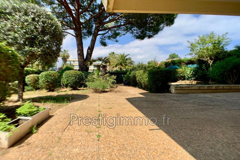 Photo Appartement Mandelieu-la-Napoule Proche ville au calme, Location appartement 3 pièces 63 m²