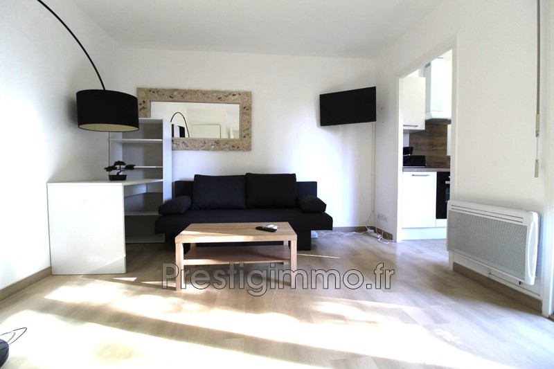 Photo Apartment Vallauris Proche centre et plages, Rentals apartment 1 room 23 m²
