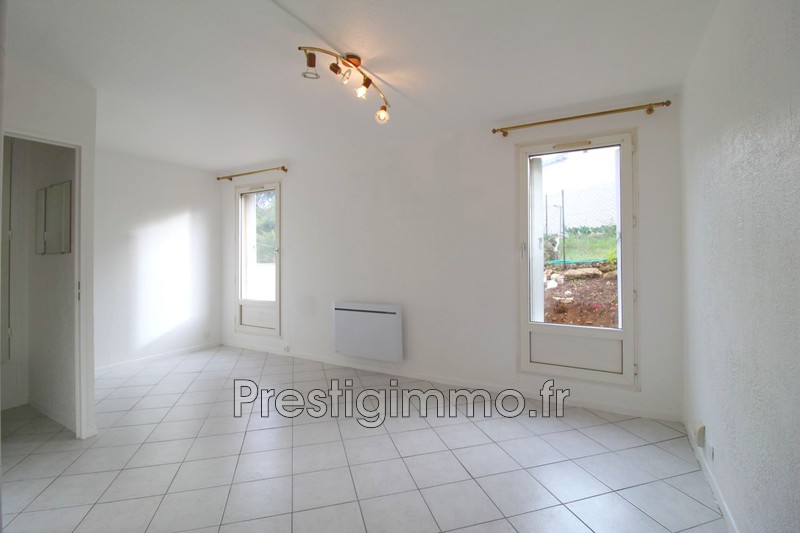 Photo Apartment Antibes Fontmerle, Rentals apartment 1 room 27 m²