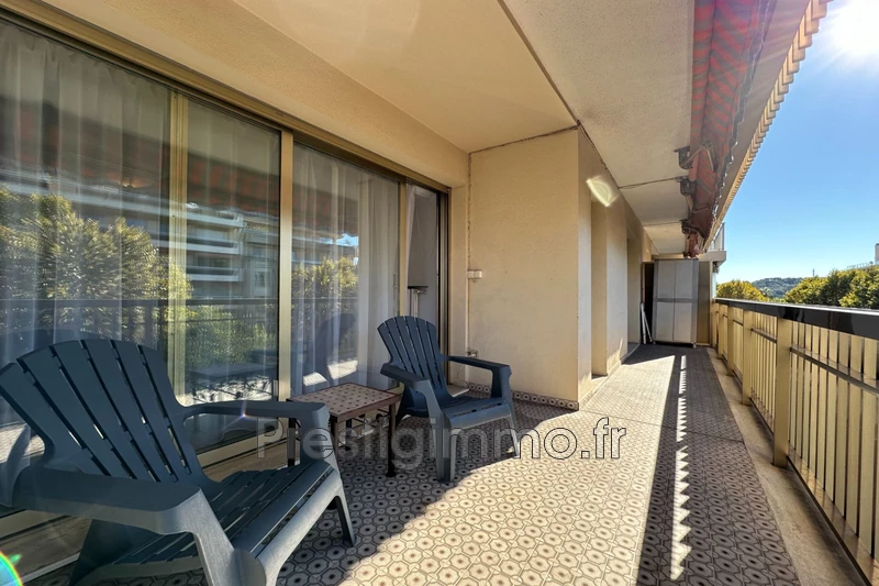 Apartment Antibes Centre-ville,  Rentals apartment  2 rooms   59&nbsp;m&sup2;