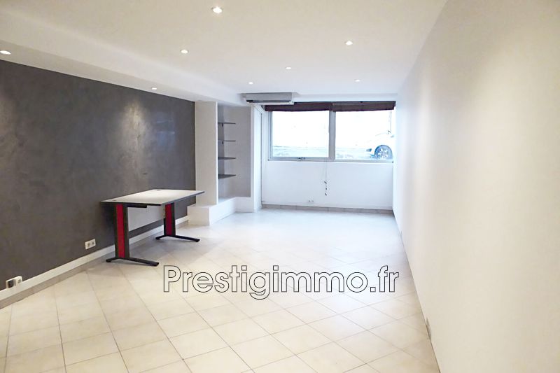  Sophia Antipolis St bernard,  Professionnel    41&nbsp;m&sup2;