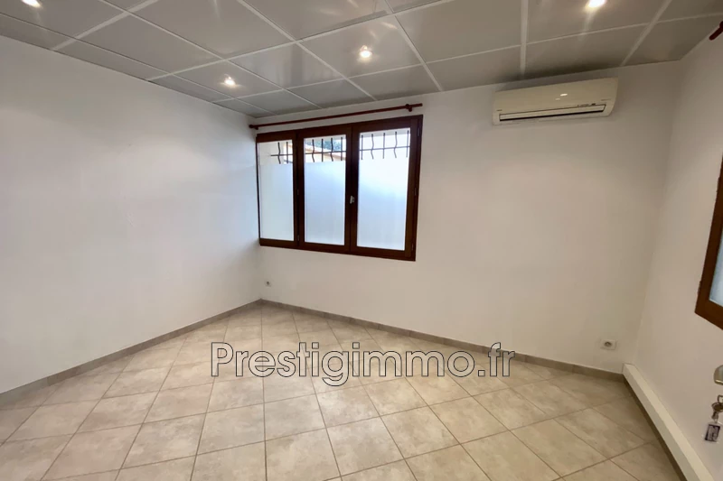 Professionnel bureau Roquefort-les-Pins  
