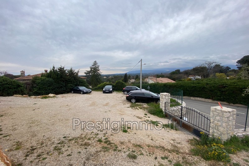 vente Local rent parking Roquefort-les-pins Downtown Parking Roquefort-les-Pins Centre-ville, Occupational parking 300 m²