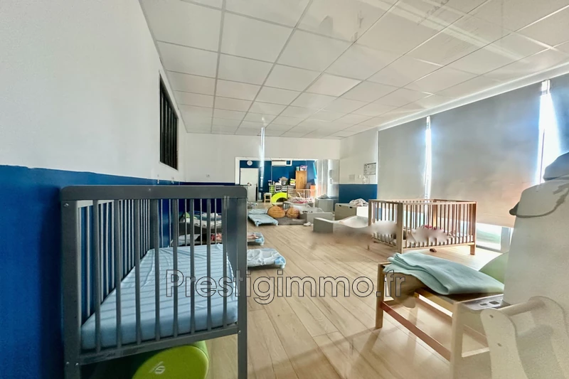 Professionnel local commercial Roquefort-les-Pins  