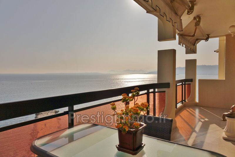 vente Appartement Juan-les-pins Front de mer Appartement Juan-les-Pins Front de mer, achat appartement 3 pièces 85 m²