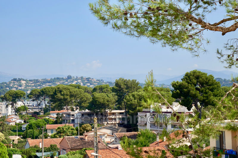 vente Apartment Le cannet Proche commerces Apartment Le Cannet Proche commerces, to buy apartment 2 rooms 40 m²