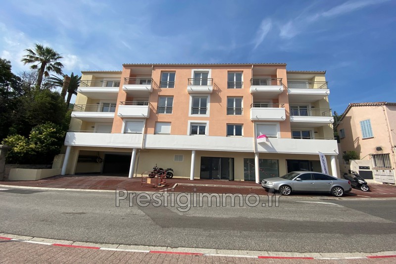 Appartement Châteauneuf-Grasse Centre-ville,   achat appartement  2 pièces   41&nbsp;m&sup2;