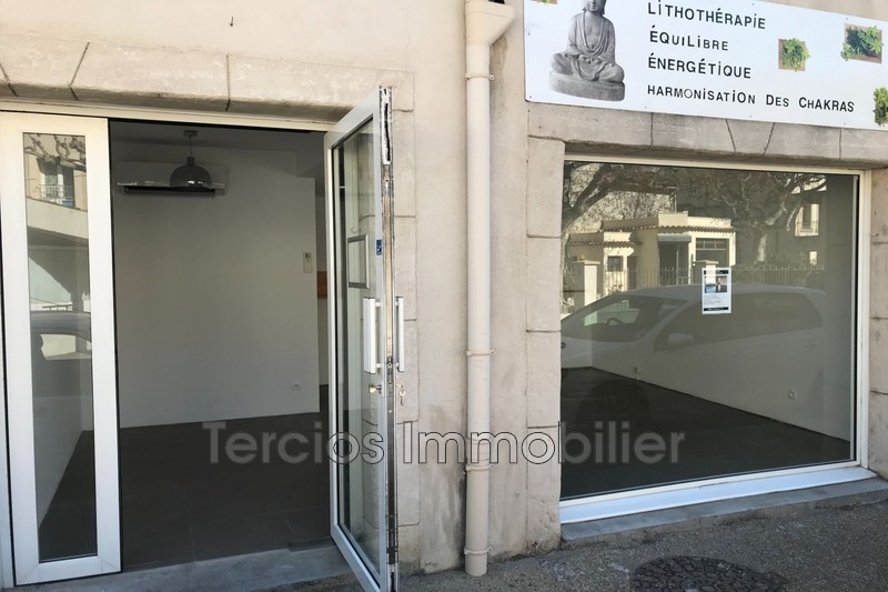 vente Location local commercial local professionnel Eyragues Local professionnel Eyragues Professionnel local professionnel 25 m²
