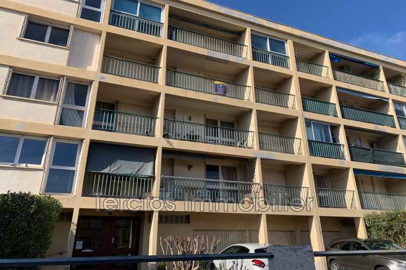 Photo Apartment Avignon Centre-ville,   to buy apartment  4 rooms   73&nbsp;m&sup2;