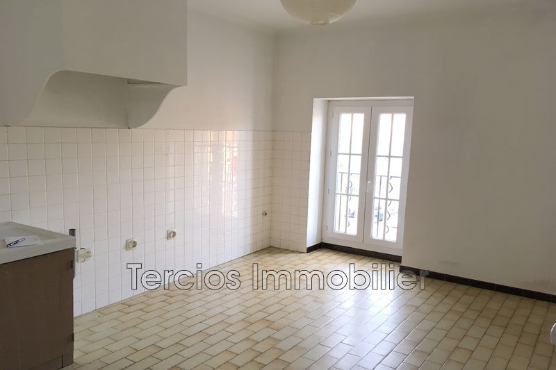 Photo Appartement Eyragues Centre-ville, achat appartement 4 pièces 108 m²