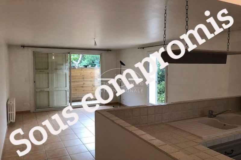 vente Appartement Saint-martin-de-crau Saint-martin-de-crau Appartement Saint-Martin-de-Crau Saint-martin-de-crau, achat appartement 2 pièces 48 m²
