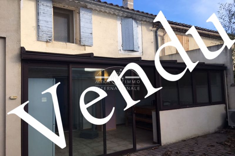 vente maison de village Saint-martin-de-crau Saint-martin-de-crau Maison de village Saint-Martin-de-Crau Saint-martin-de-crau, achat maison de village 2 chambres 100 m²