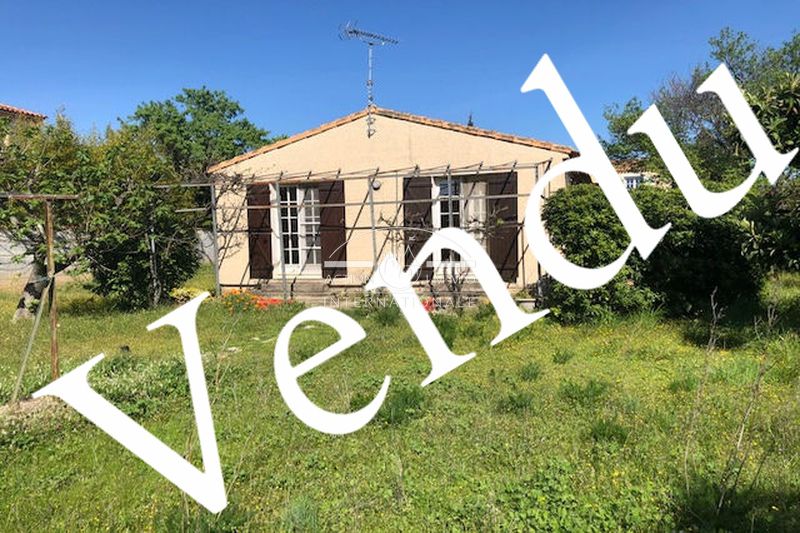 vente Maison villa Saint-martin-de-crau Saint-martin-de-crau Villa Saint-Martin-de-Crau Saint-martin-de-crau, achat villa 2 chambres 75 m²