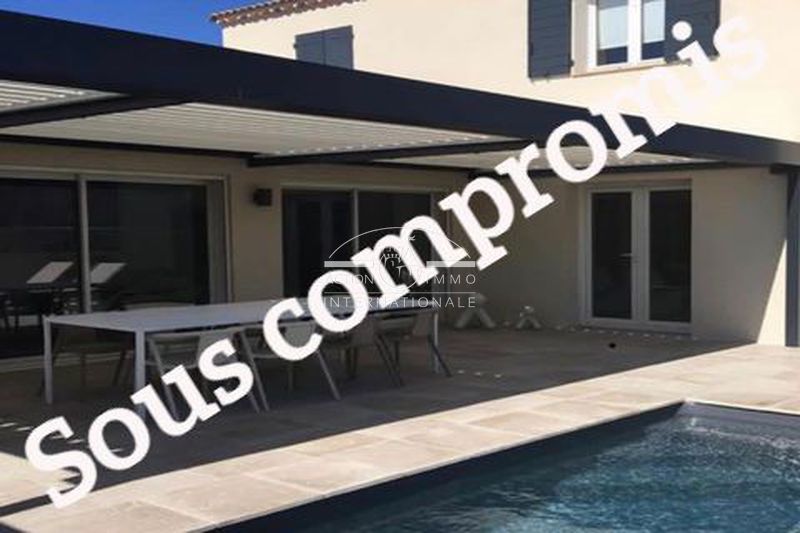 vente Maison villa Saint-martin-de-crau Saint-martin-de-crau Villa Saint-Martin-de-Crau Saint-martin-de-crau, achat villa 3 chambres 130 m²