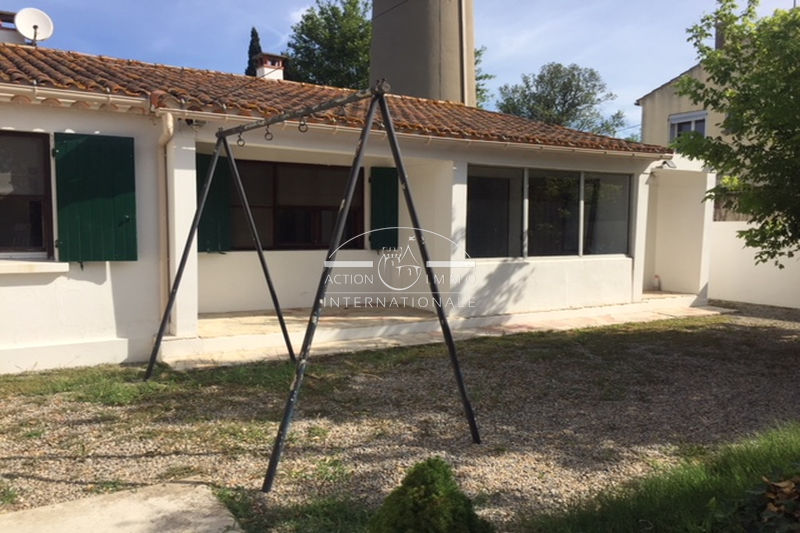 vente Maison villa Mas-thibert Mas thibert Villa Mas-Thibert Mas thibert, achat villa 2 chambres 90 m²