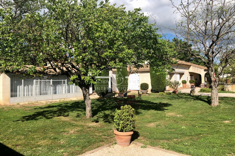 Photo Villa provençale Saint-Martin-de-Crau Saint-martin-de-crau, achat villa provençale 4 chambres 170 m²