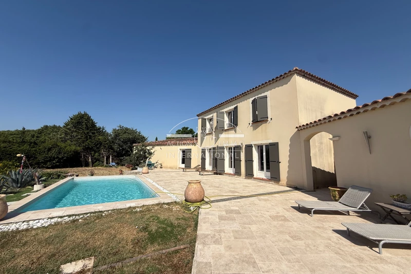 Vente villa Arles  